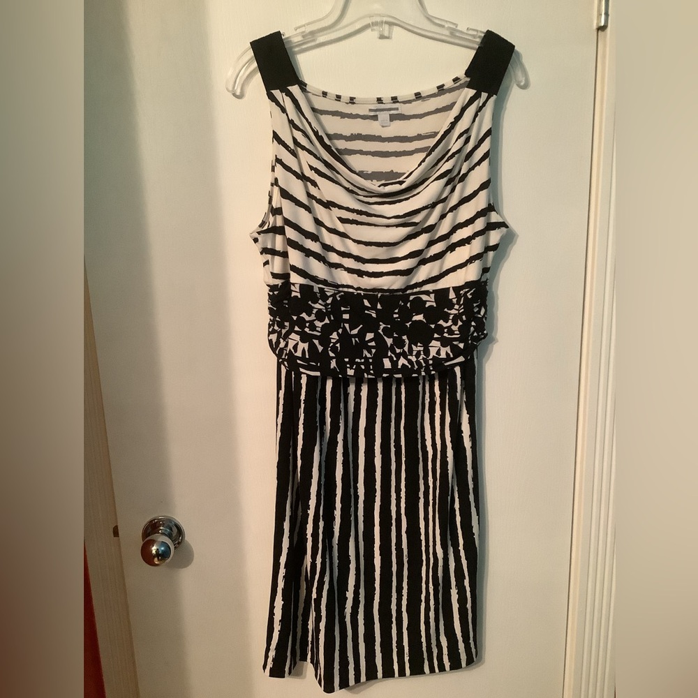 Ladies size large summer dress